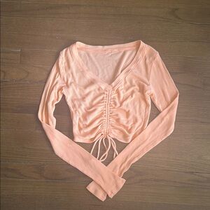 COPY - Alo Yoga cropped long sleeve ribbed cinch shirt